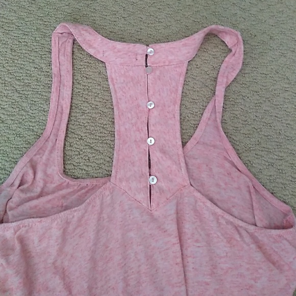 Bundle of summer tanks! - Picture 6 of 6